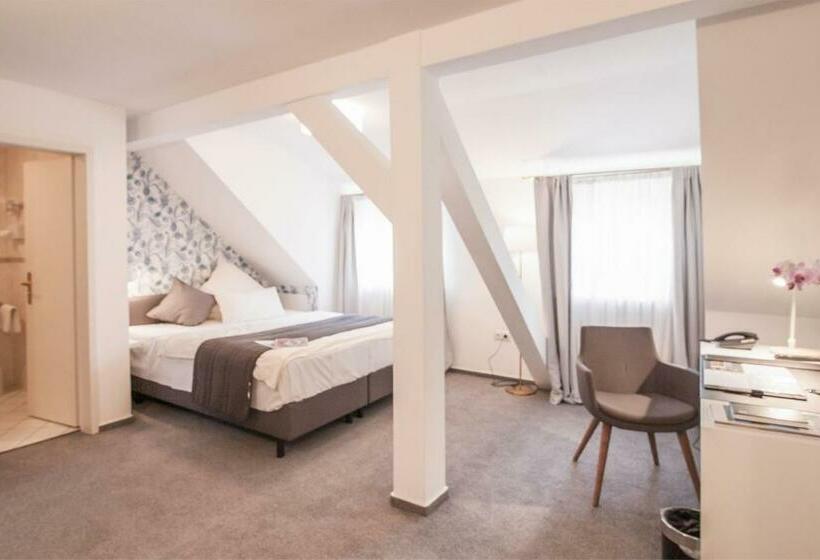 Номер Стандарт, Hofgut Dippelshof Hotel Und Restaurant Kg