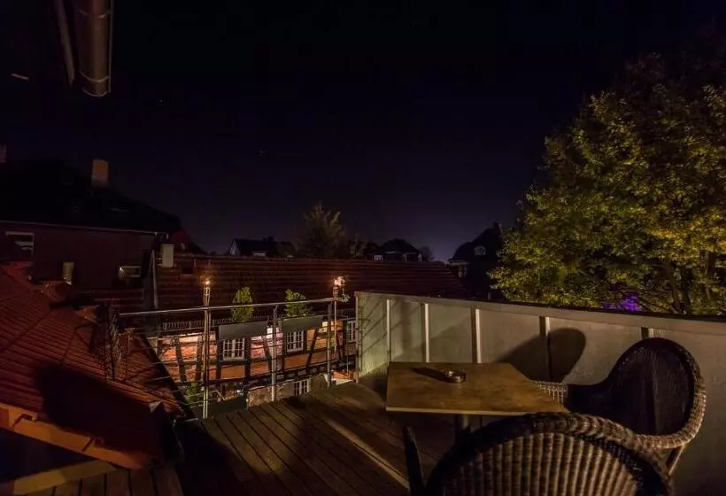 اتاق لوکس با بالکن, Farmerhauslodge