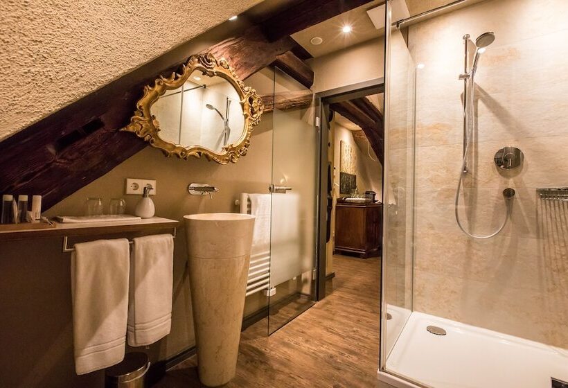 Номер Deluxe с Балконом, Farmerhauslodge