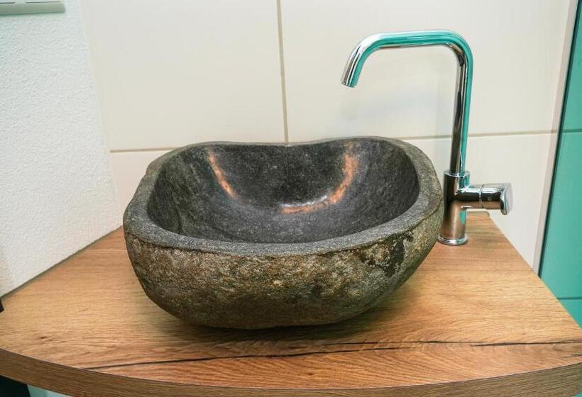 Номер Стандарт, Gasthof Zur Seku