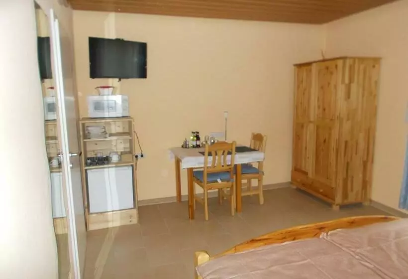コンフォートルーム, Gästehaus Am Reiterhof Mutschler