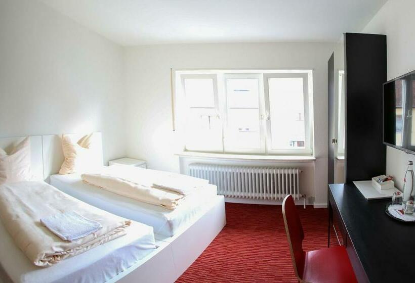 Номер Стандарт, Mille Stelle