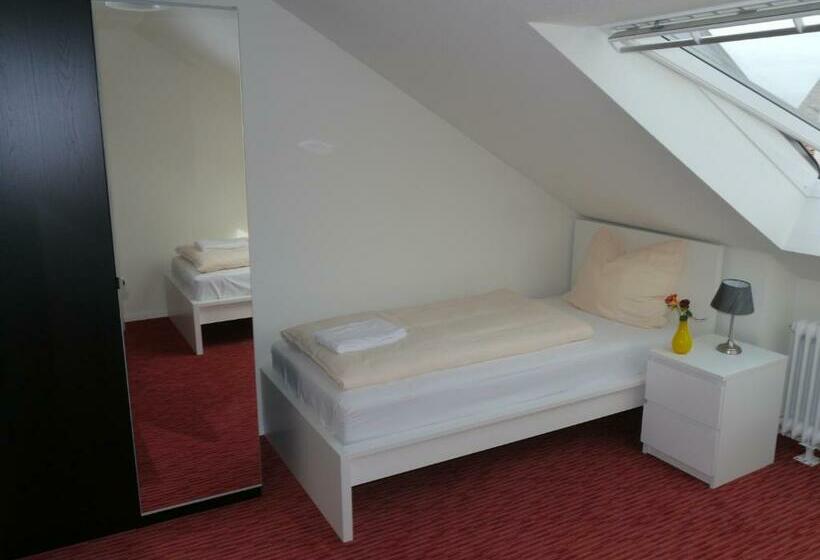 Номер Стандарт, Mille Stelle