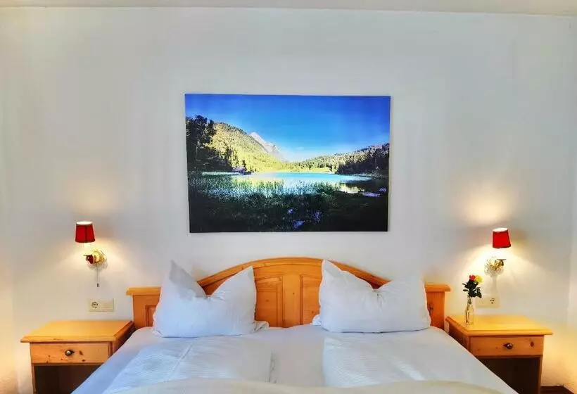 Quarto standart com varanda, Pension Karner