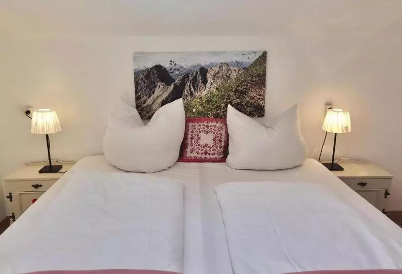 Apartamento 2 Quartos com Varanda, Pension Karner
