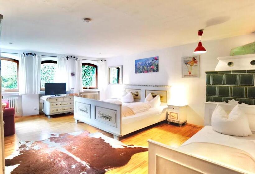 Family Room, Pension Karner