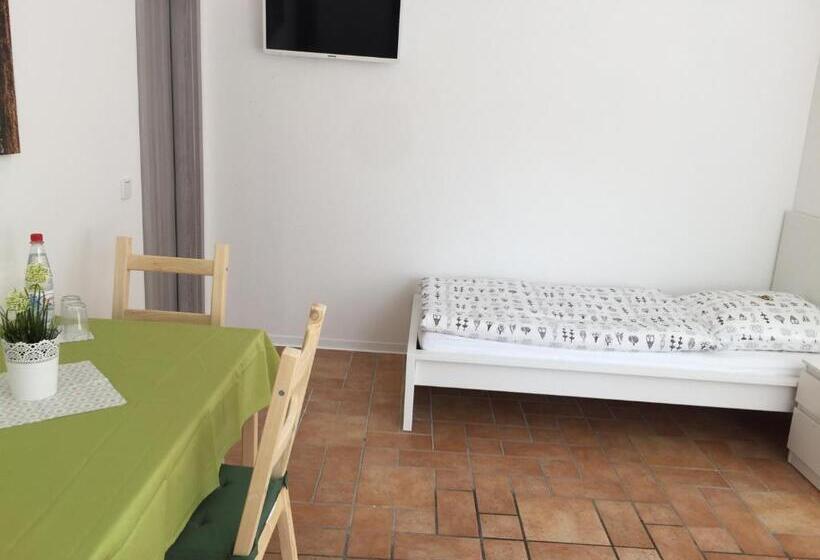 Номер Стандарт Трехместный, Pension Lindenhof