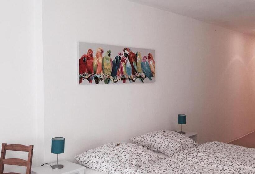 סוויטת ג'וניור עם טרסה, Pension Lindenhof