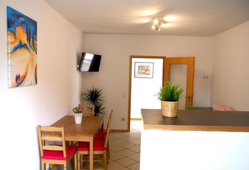 דירת חדר, Pension Lindenhof