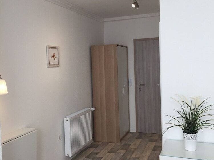 Номер Стандарт, Pension Lindenhof