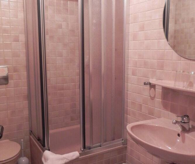 Quarto Basic, Pension Muhlencafe