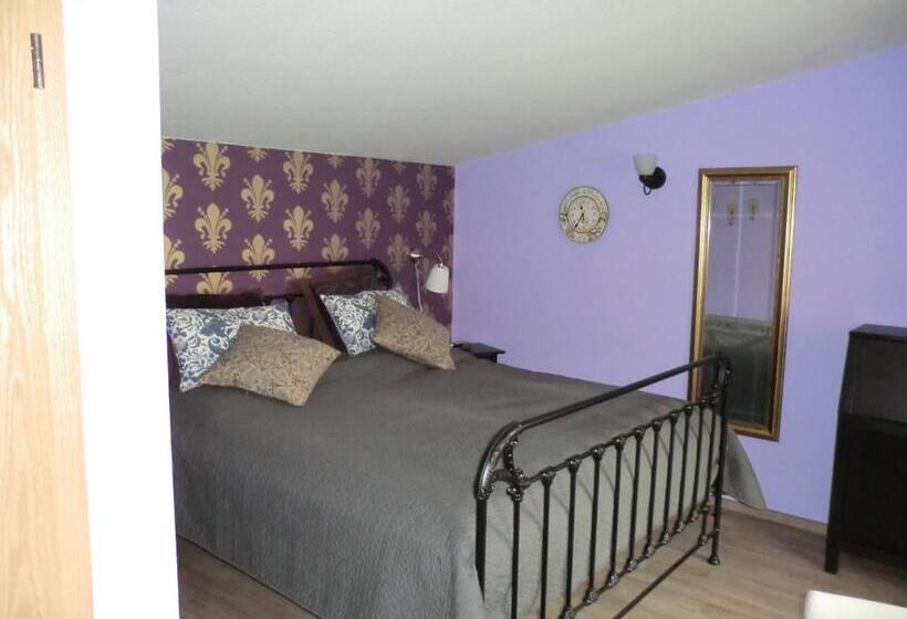 Comfort room with terrace, The Cosy Home