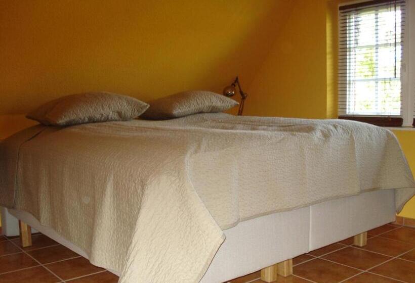 Апартаменты 1 Спальня, The Cosy Home