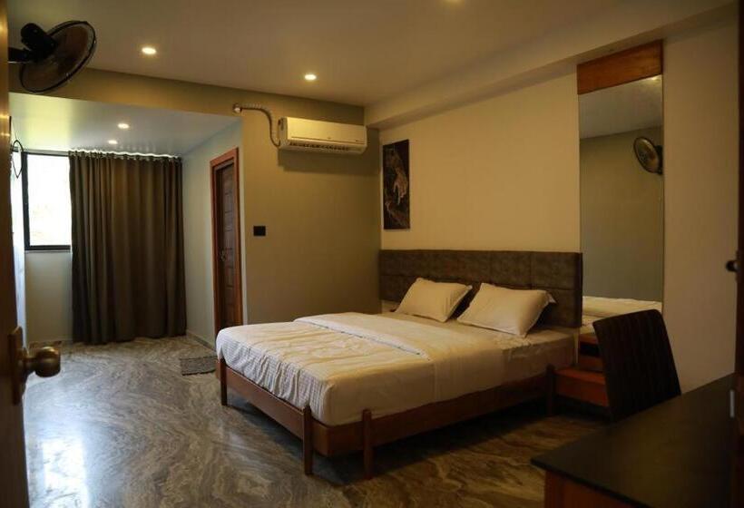 اتاق لوکس, Luxe Inn