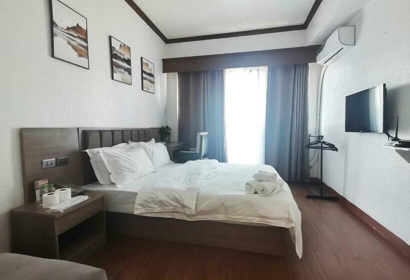 Studio Standard, Passion Makati