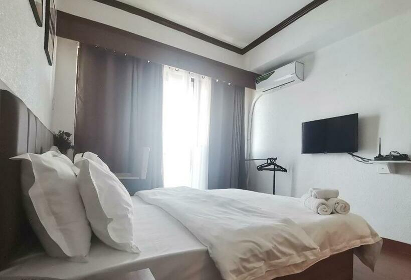 Studio Standard, Passion Makati