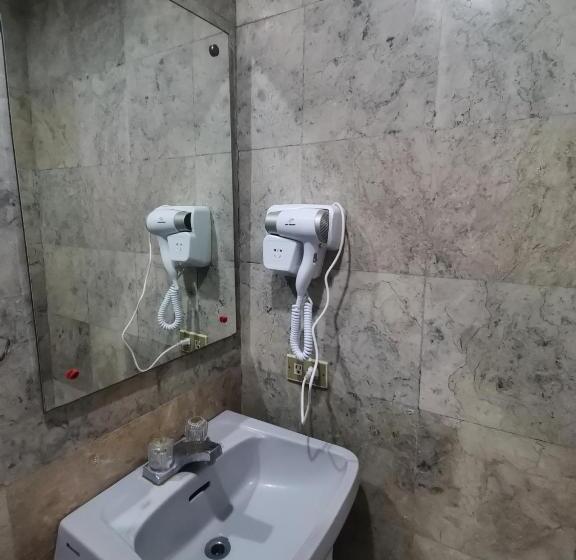 Studio Standard, Passion Makati