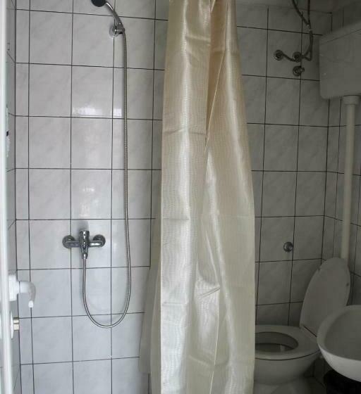 اتاق استاندارد سه تخته با چشمانداز باغ, Villa Esperenza