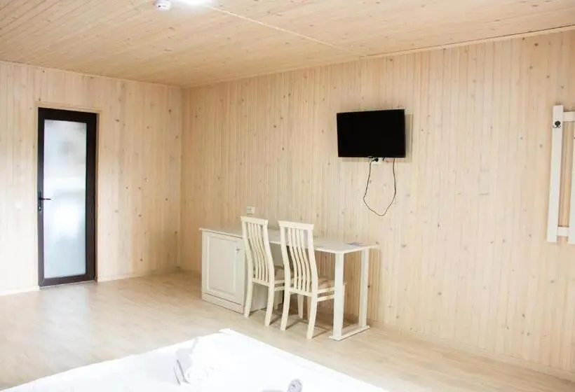 Habitació Deluxe, Ambassador