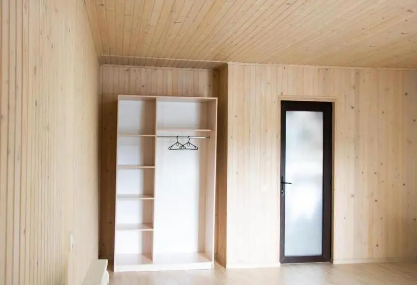 Habitació Deluxe, Ambassador