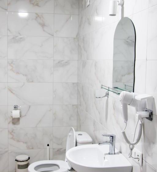 سوییت, Ambassador