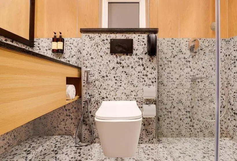 سوئیت با تخت بزرگ, Lemon Tree Suites, Whitefield, Bengaluru