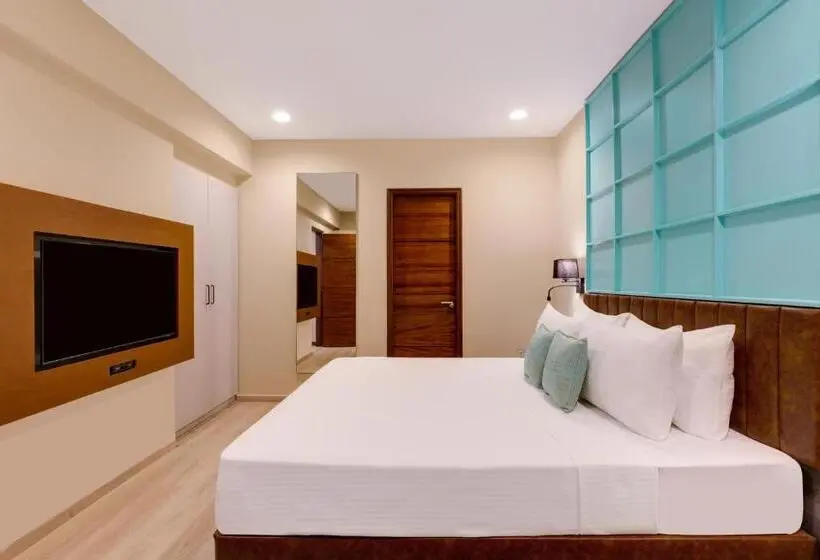 سوئیت با تخت بزرگ, Lemon Tree Suites, Whitefield, Bengaluru