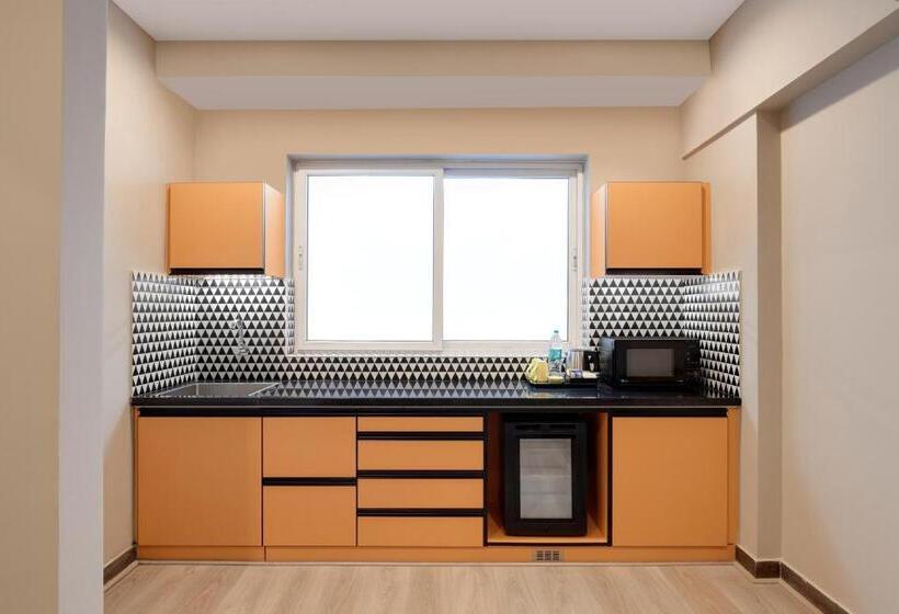 Suite Lit King, Lemon Tree Suites, Whitefield, Bengaluru