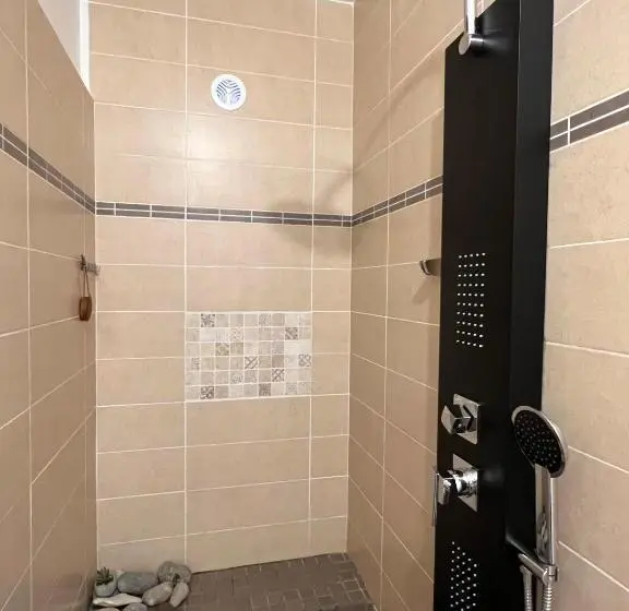 اتاق استاندارد با چشم‌انداز باغ, Villa Ti Moon, Entre Deux, Piscine