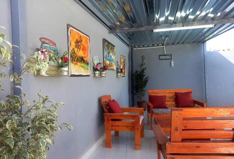 اتاق استاندارد, Eagles Fountain Self Catering Apartment