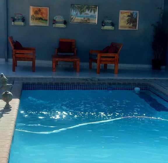 اتاق استاندارد, Eagles Fountain Self Catering Apartment