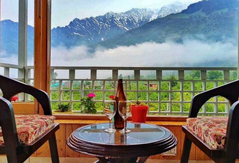 غرفة قياسية سرير كينج, La Aero Resort Home In Snow Mountains