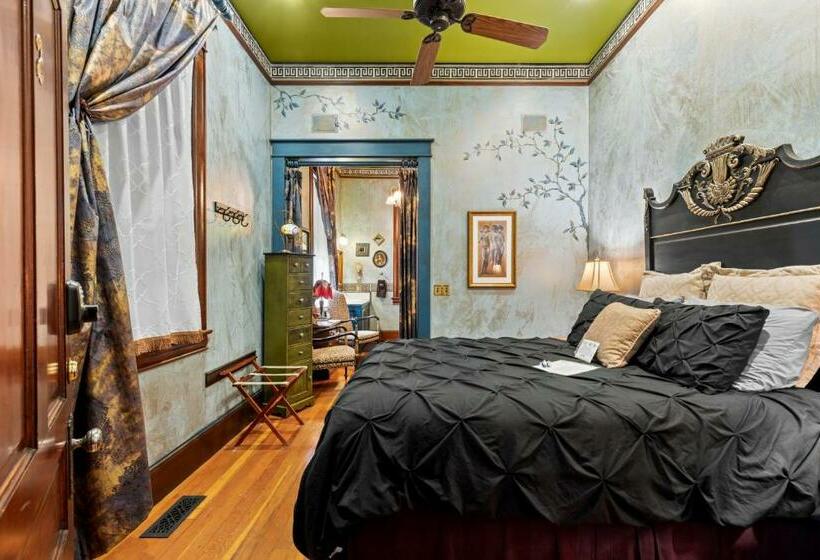 Полулюкс, The Peerless