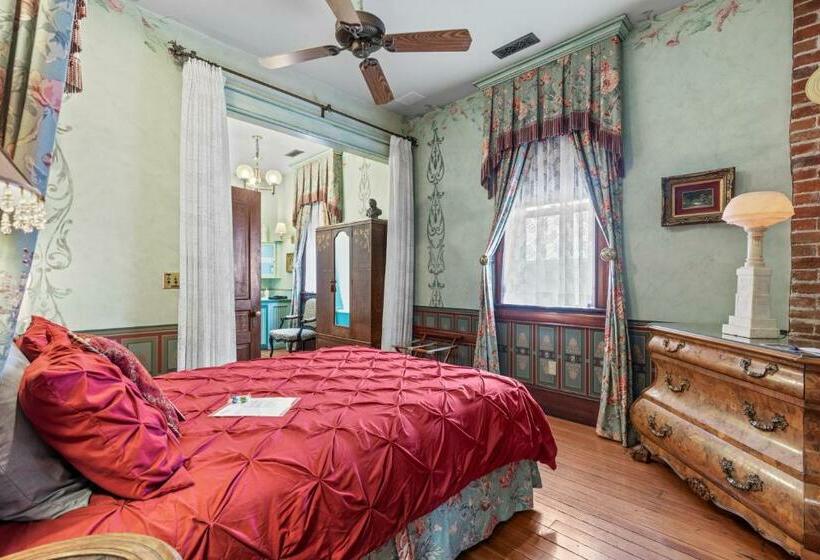 Полулюкс, The Peerless