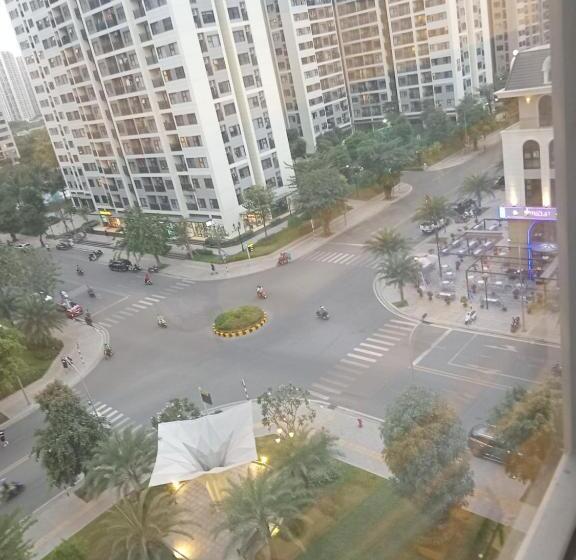 اتاق استاندارد با تخت بزرگ, I Love Vinhome Grand Park Hcm