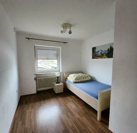 Standard Enkeltværelse, Stadthostel