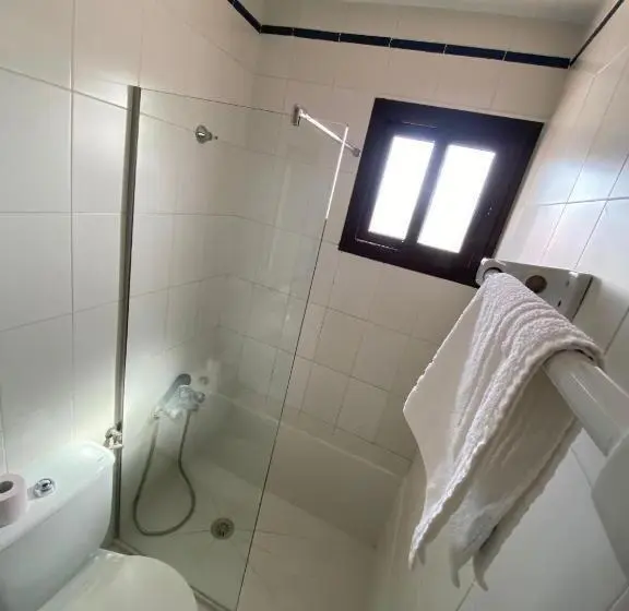 スタンダードルーム, Hostal Carlos Iii