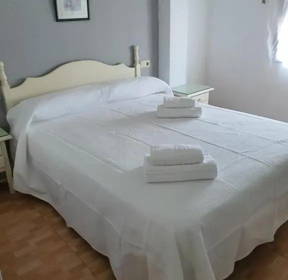 デラックスルーム, Hostal Carlos Iii