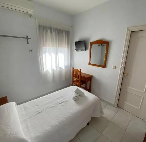 エコノミーシングルルーム, Hostal Carlos Iii