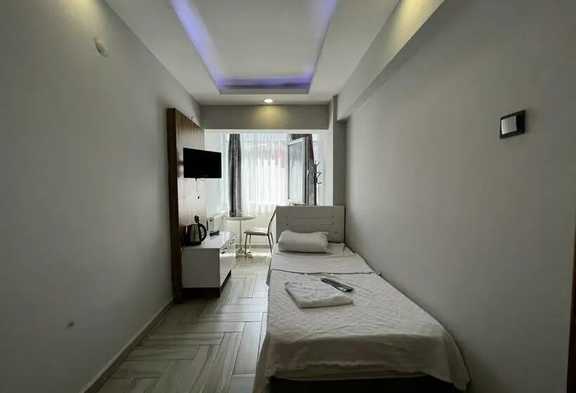 Habitación Estándar Individual, Luu