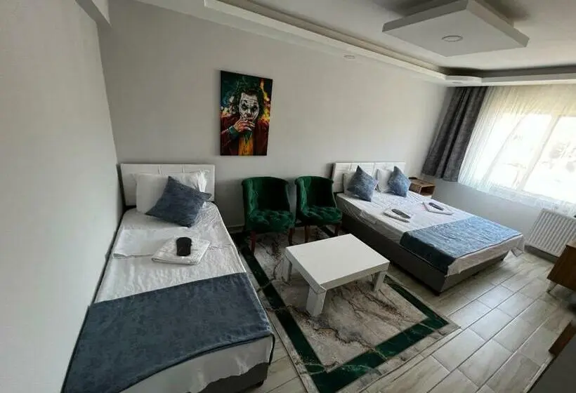 Habitación Familiar, Luu
