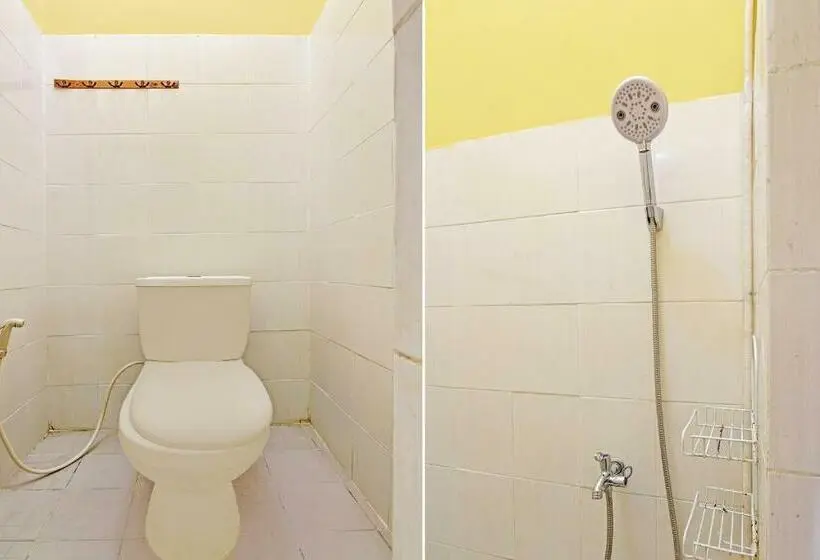 Standardzimmer, Sakeena Syariah Purwodadi Redpartner