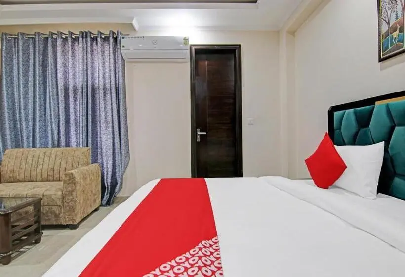 Quarto deluxe, O Pristine