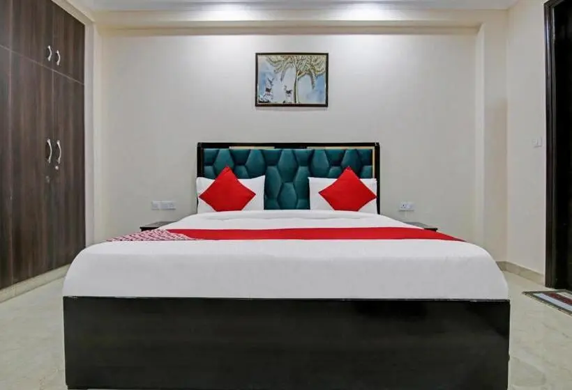 Quarto deluxe, O Pristine