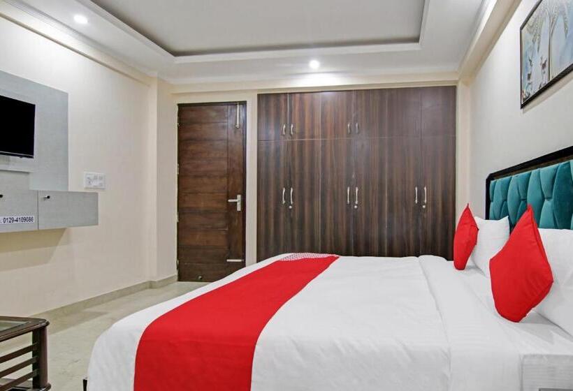 Quarto deluxe, O Pristine