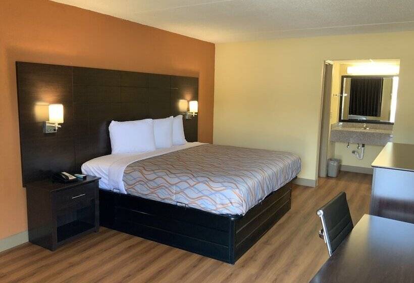 标准间, Town & Country Inn
