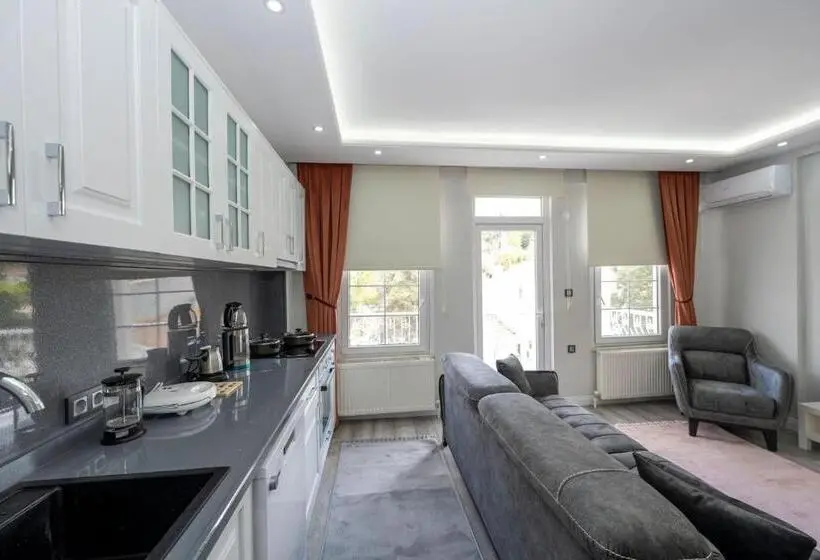 Deluxe Suite Sea View, Bosphorus Exclusi̇ve Resi̇dence