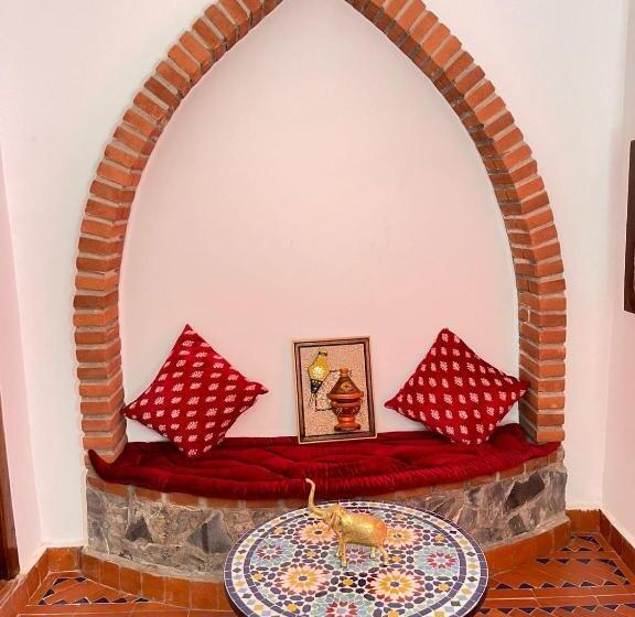 Camera Deluxe Vista Montagna, Riad Bab Mahruk