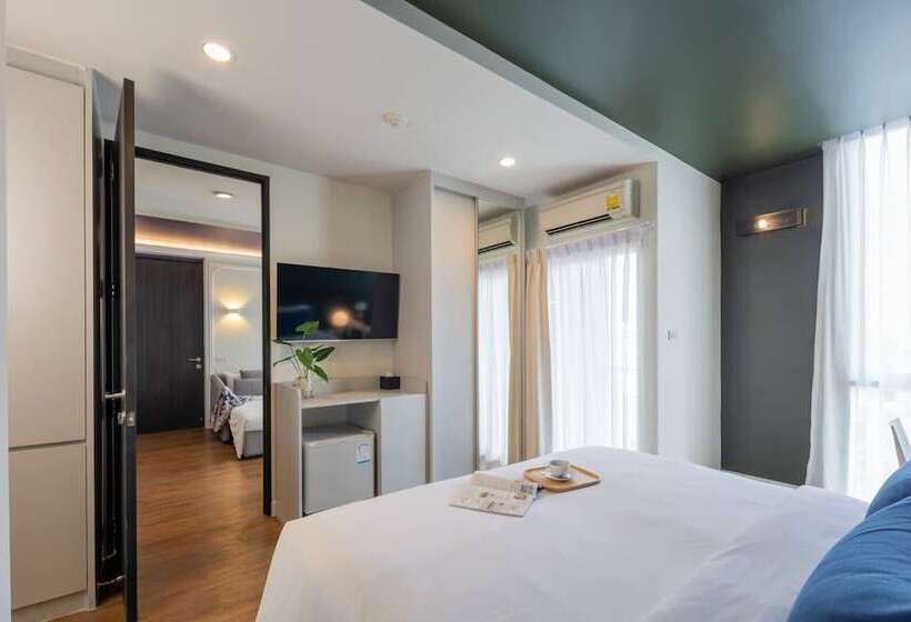 家庭间, Blue Hippo