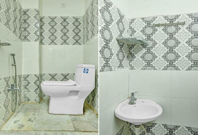 חדר דלוקס לשלושה, Oyo Flagship 81208 Jagarnath Palace